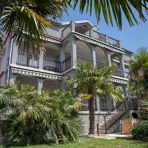  Apartment Dina Kroatien