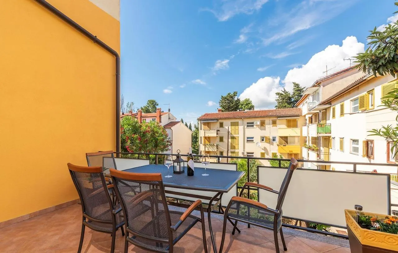 Apartment Lazzarich With Terrace Poreč 0*,  Kroatien